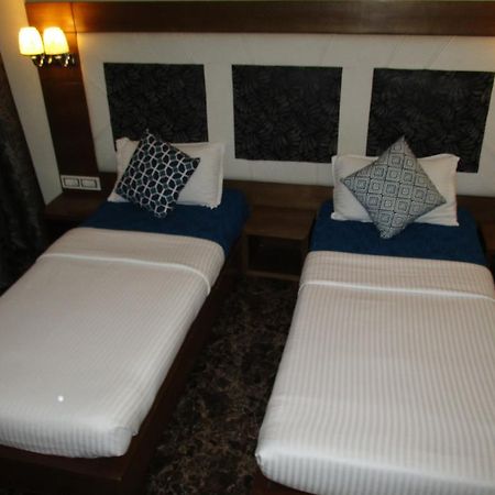 Hotel Sapna Bombay Exterior foto
