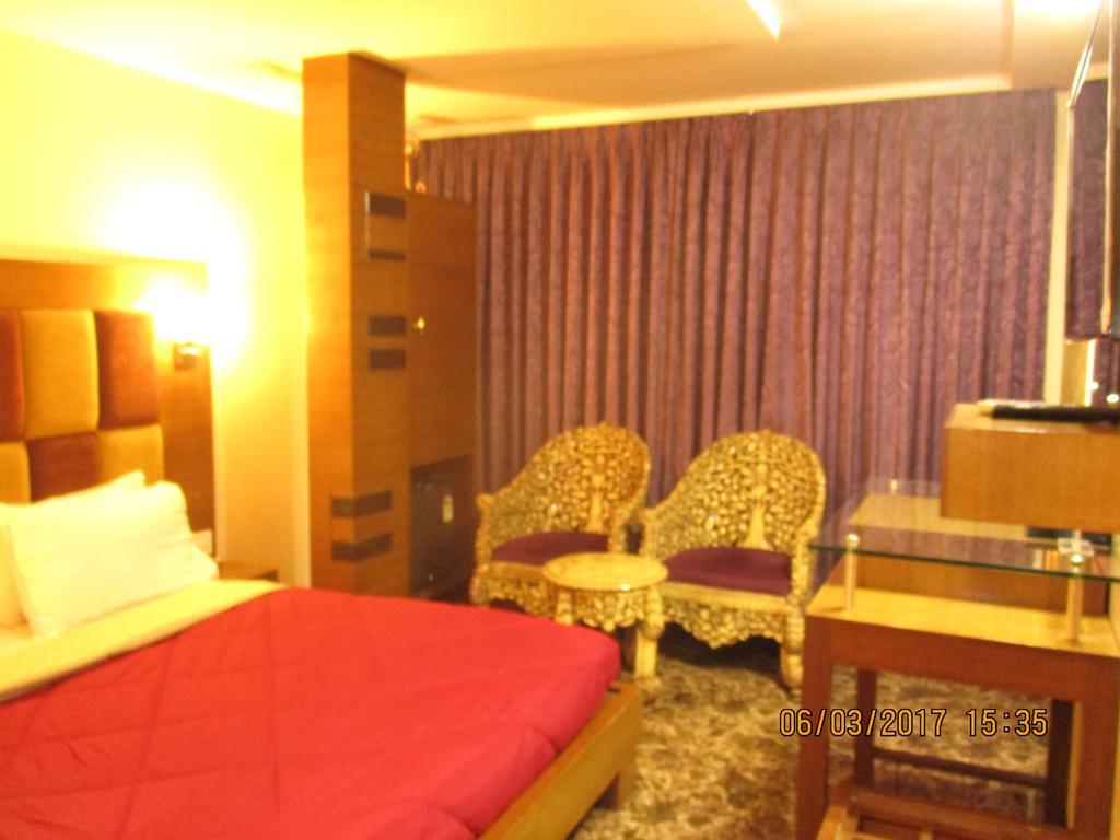 Hotel Sapna Bombay Exterior foto